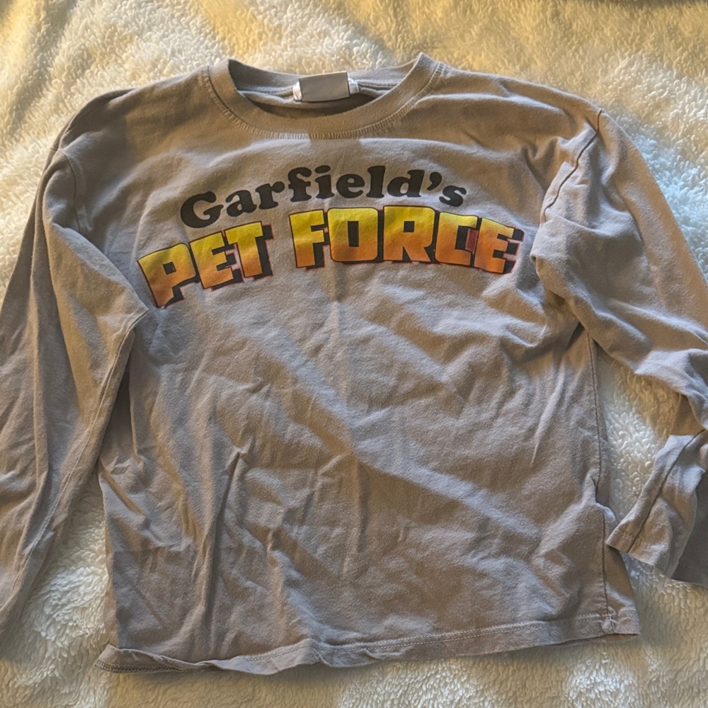 Zara Beige Garfield Graphic Shirt